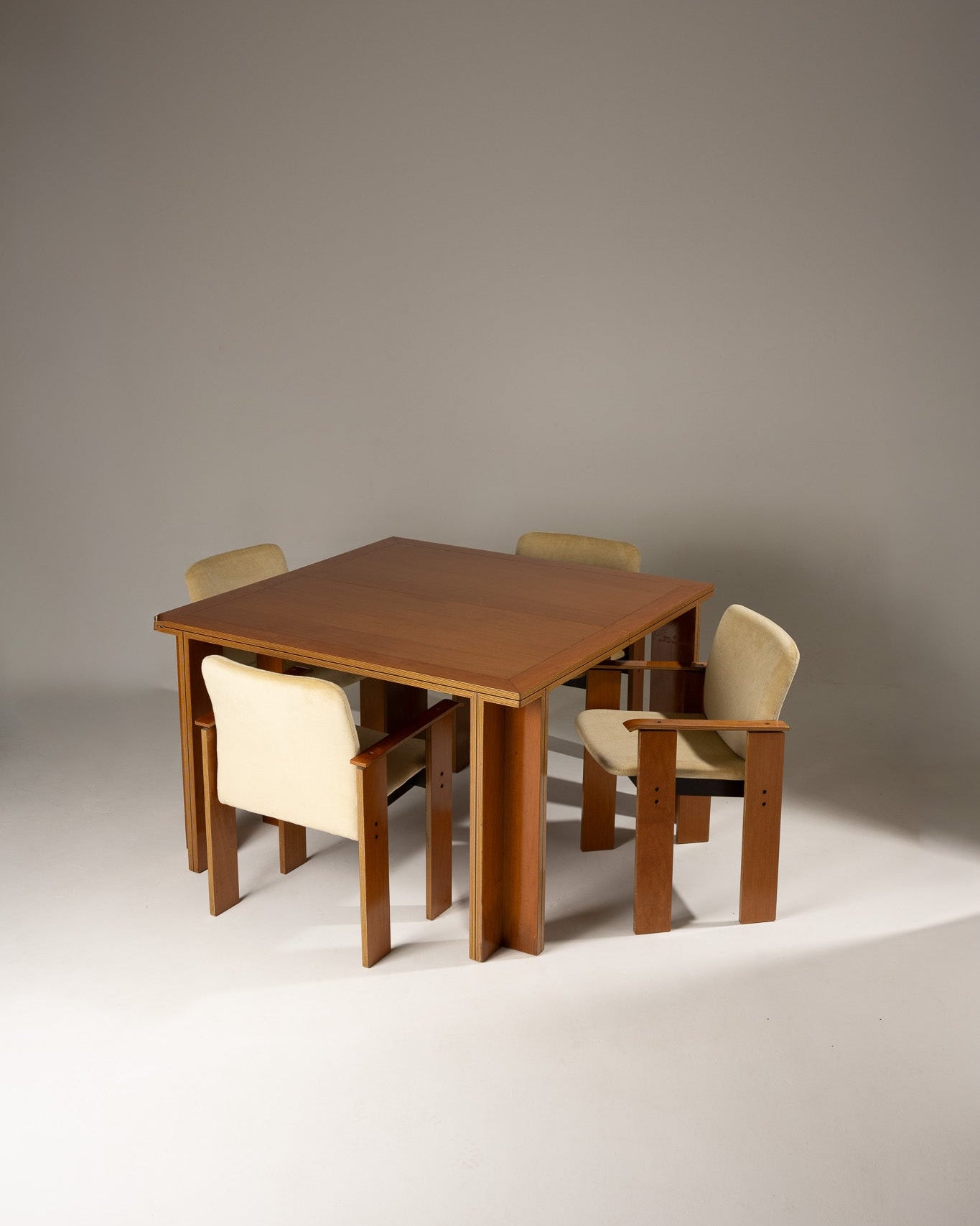 SET OF 4 WOOD AND VELVET CHAIRS, 1970s