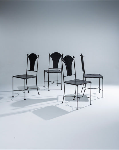 PAIRE DE CHAISES EN CUIR ET MÉTAL, 1970s