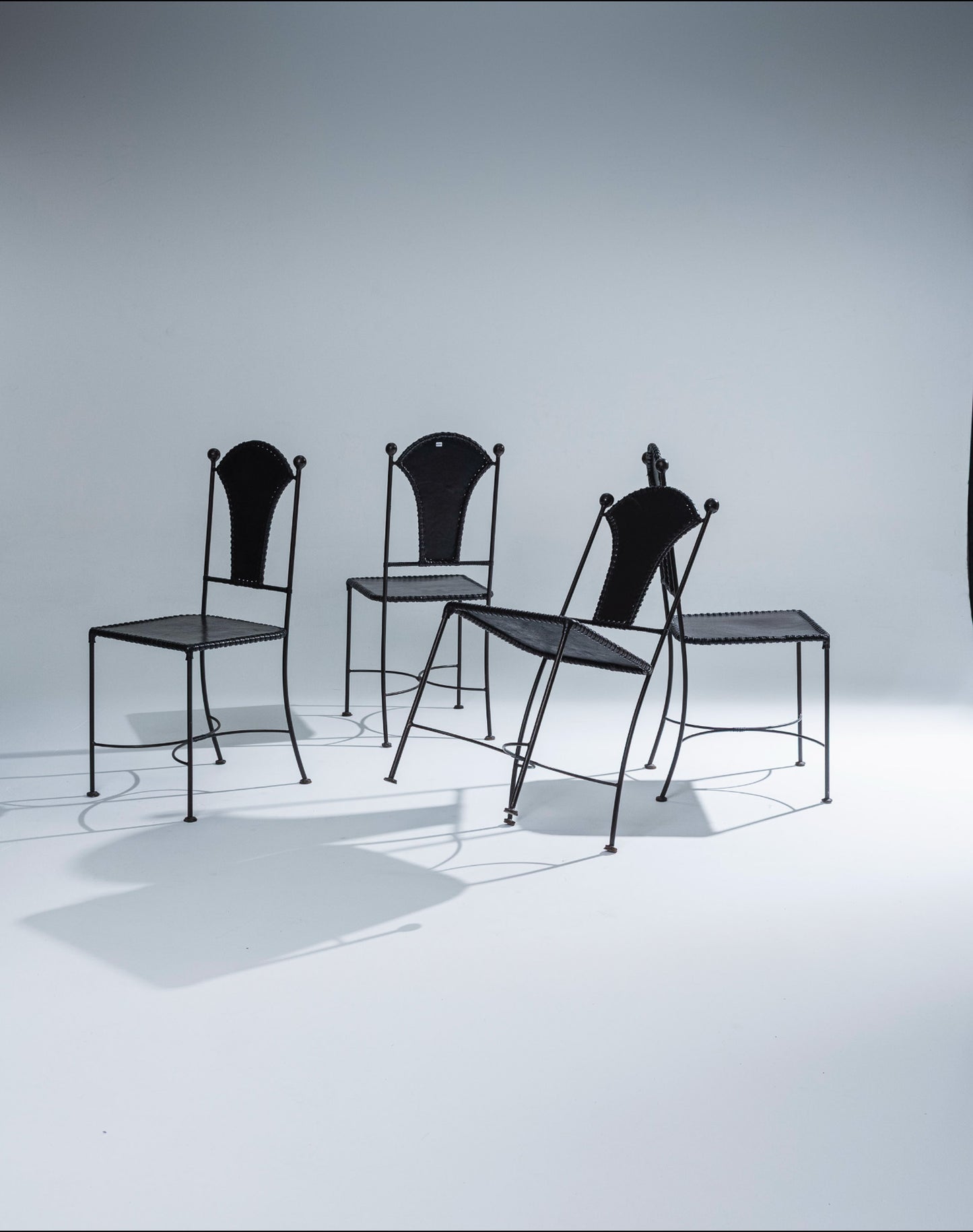 SET DE 4 CHAISES EN CUIR ET MÉTAL, 1970s