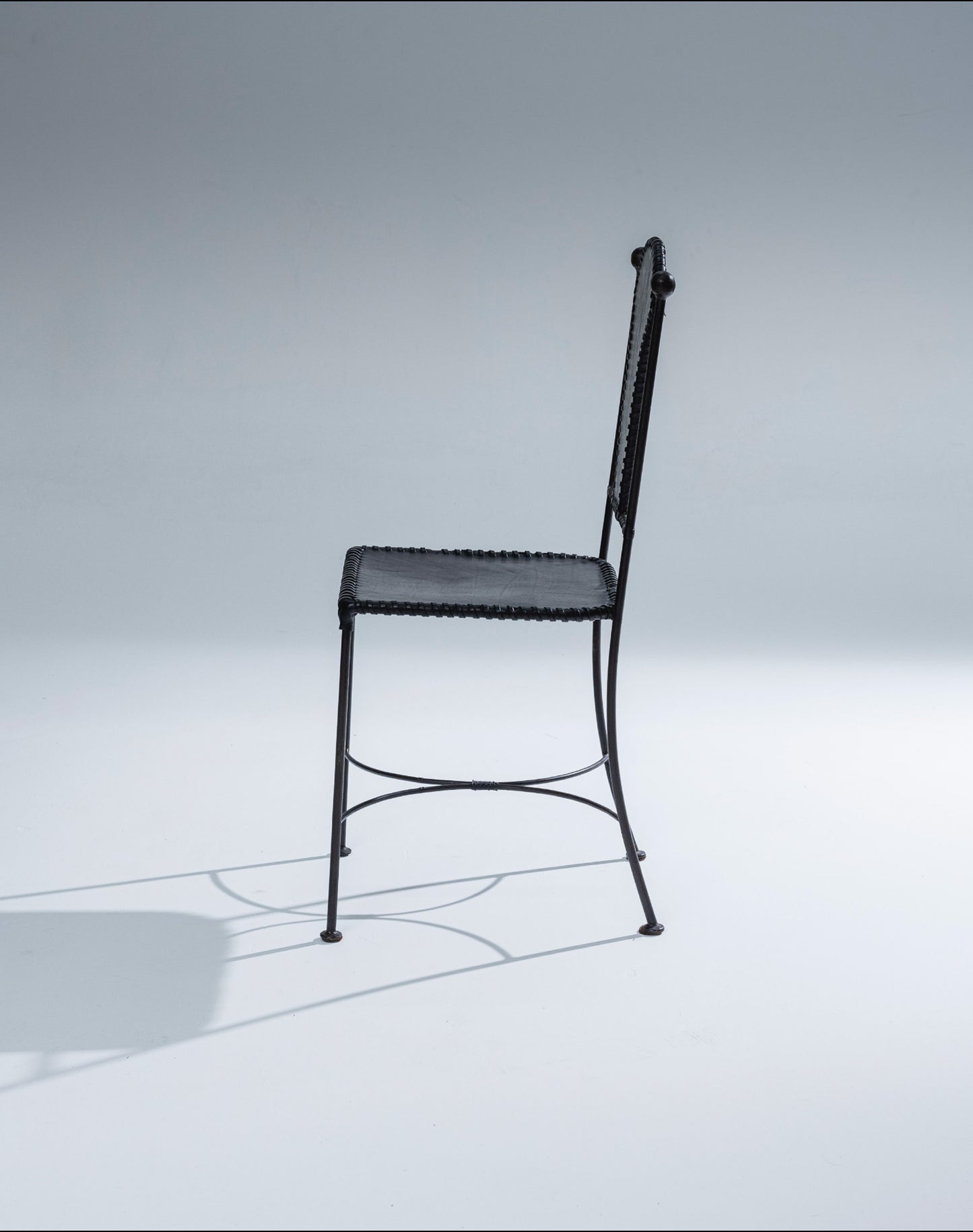 SET DE 4 CHAISES EN CUIR ET MÉTAL, 1970s