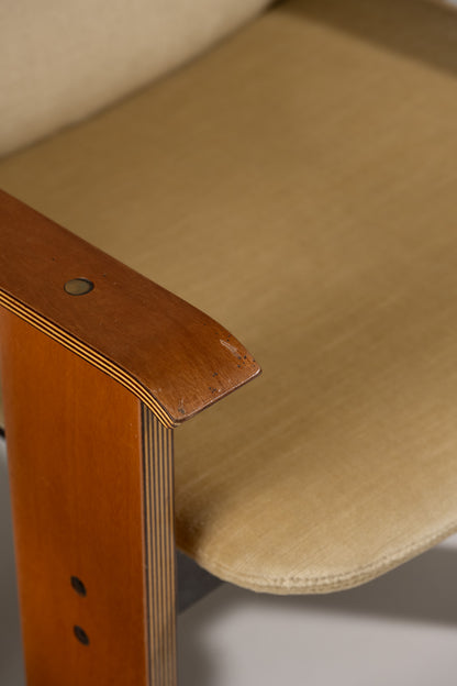 SET OF 4 WOOD AND VELVET CHAIRS, 1970s