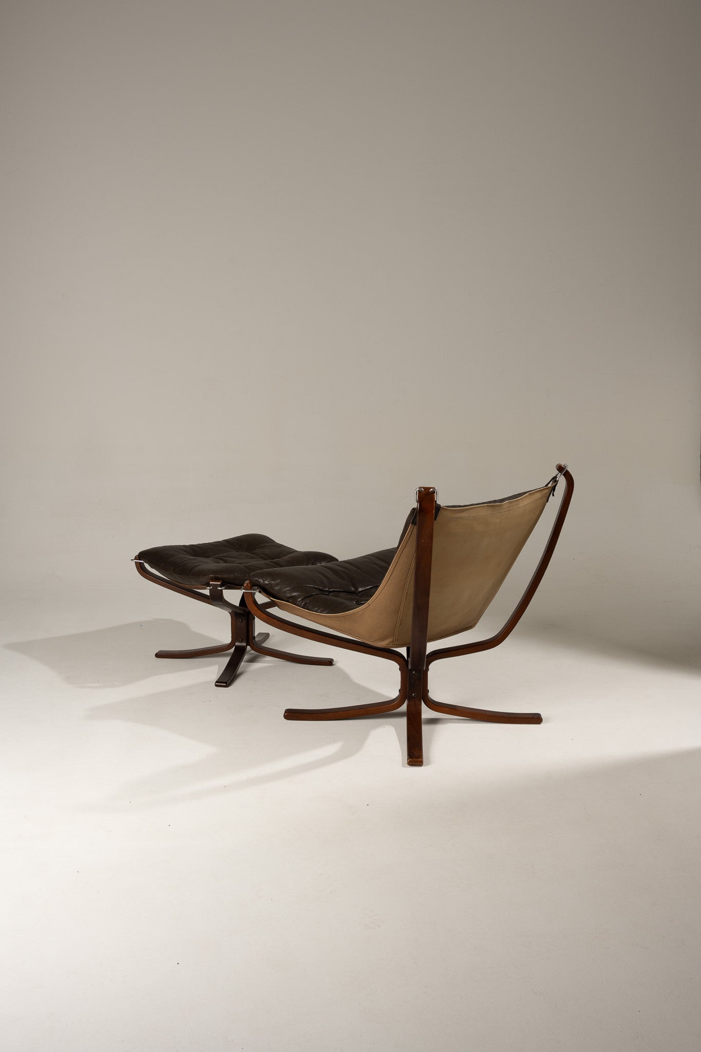 FALCON CHAIR AND OTTOMAN, S.RESSEL, 1970s