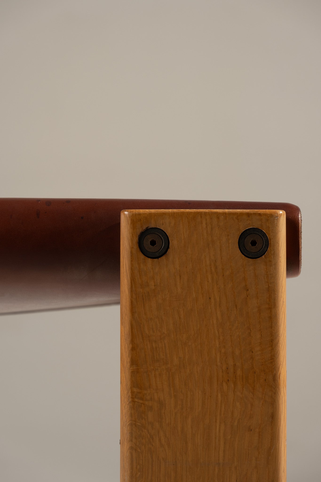 PAIRE DE CHAISES EN BOIS ET CUIR MONK, AFRA & TOBIA SCARPA, 1970s