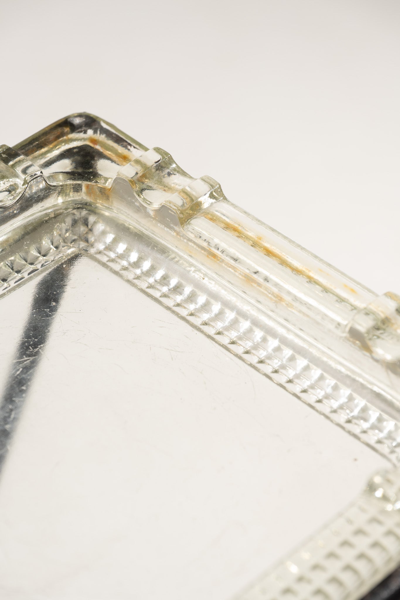 CENDRIER SUR PIED EN FER ET VERRE, 1960s