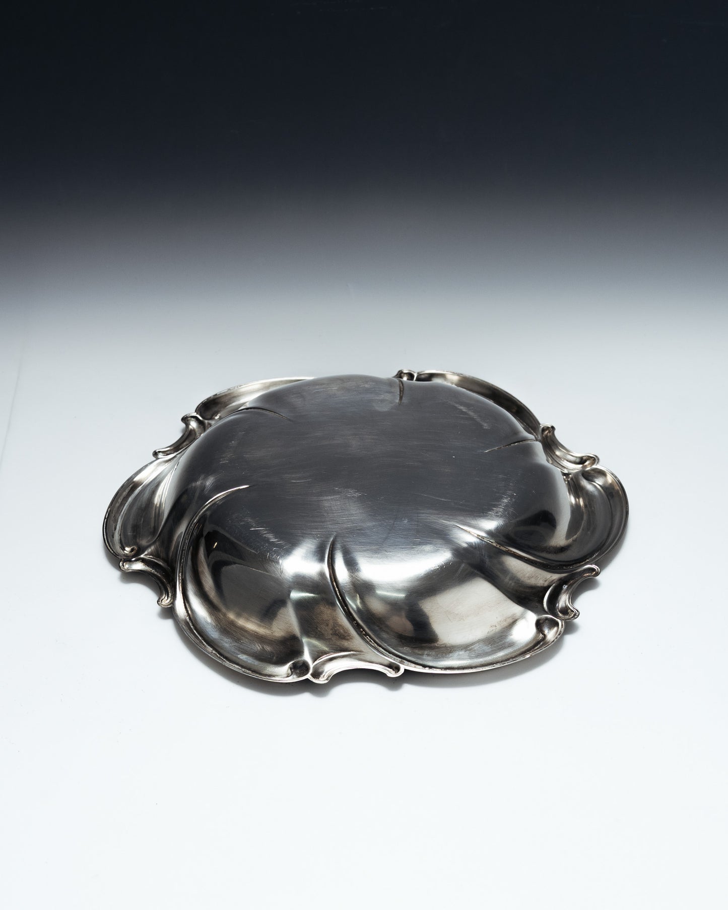 SILVER-PLATED METAL PLATE, 1920s