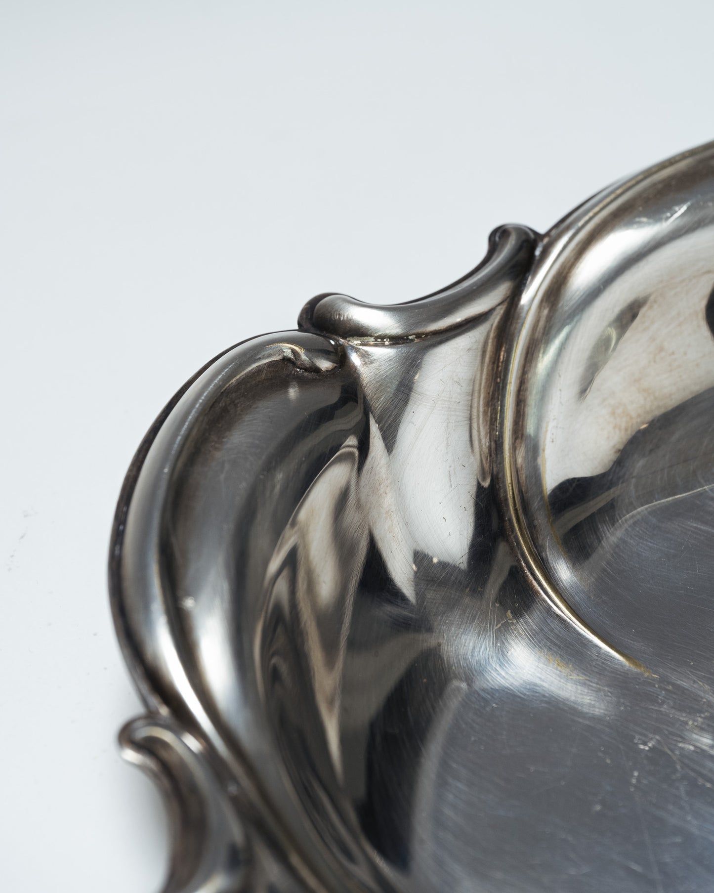 SILVER-PLATED METAL PLATE, 1920s