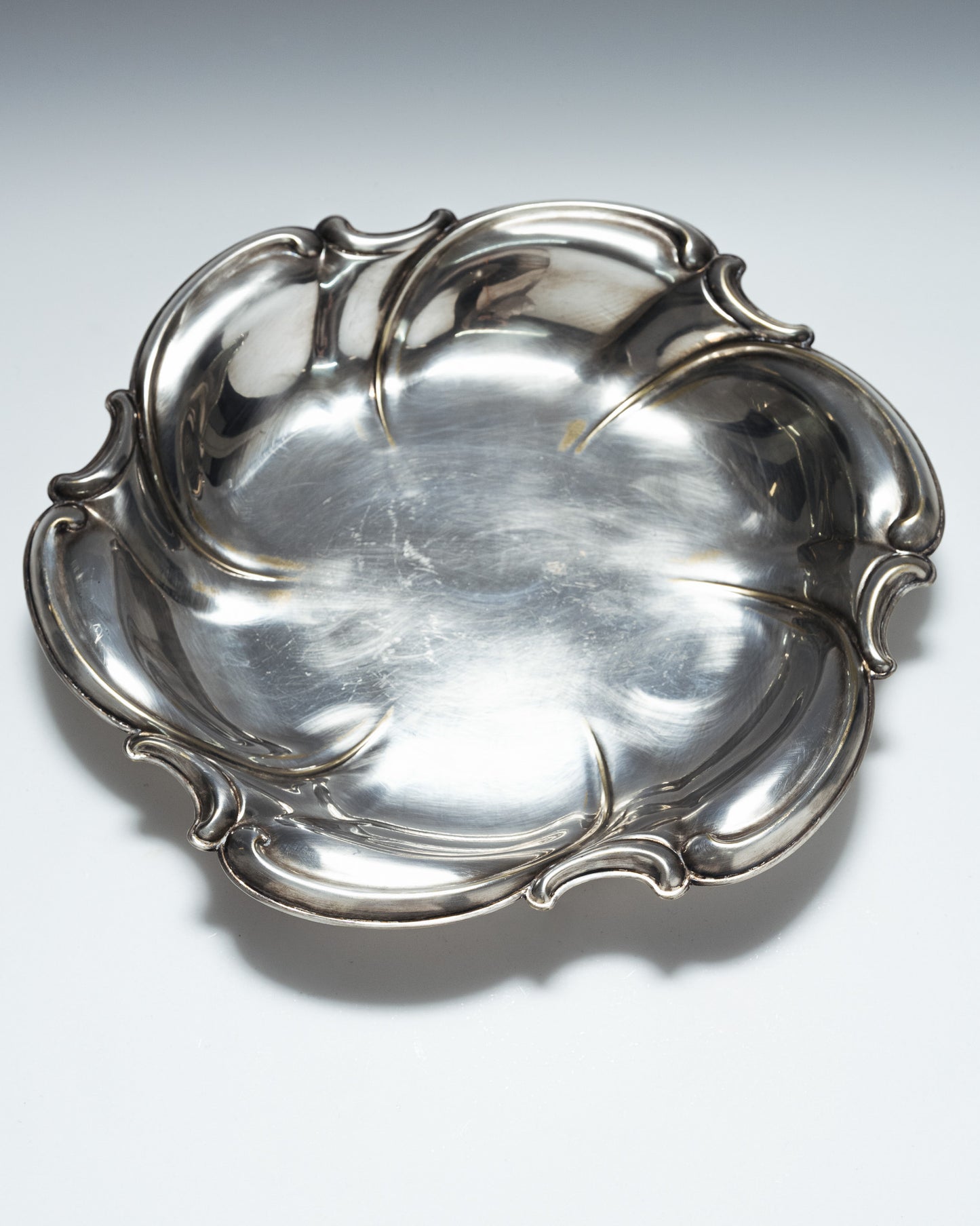 SILVER-PLATED METAL PLATE, 1920s