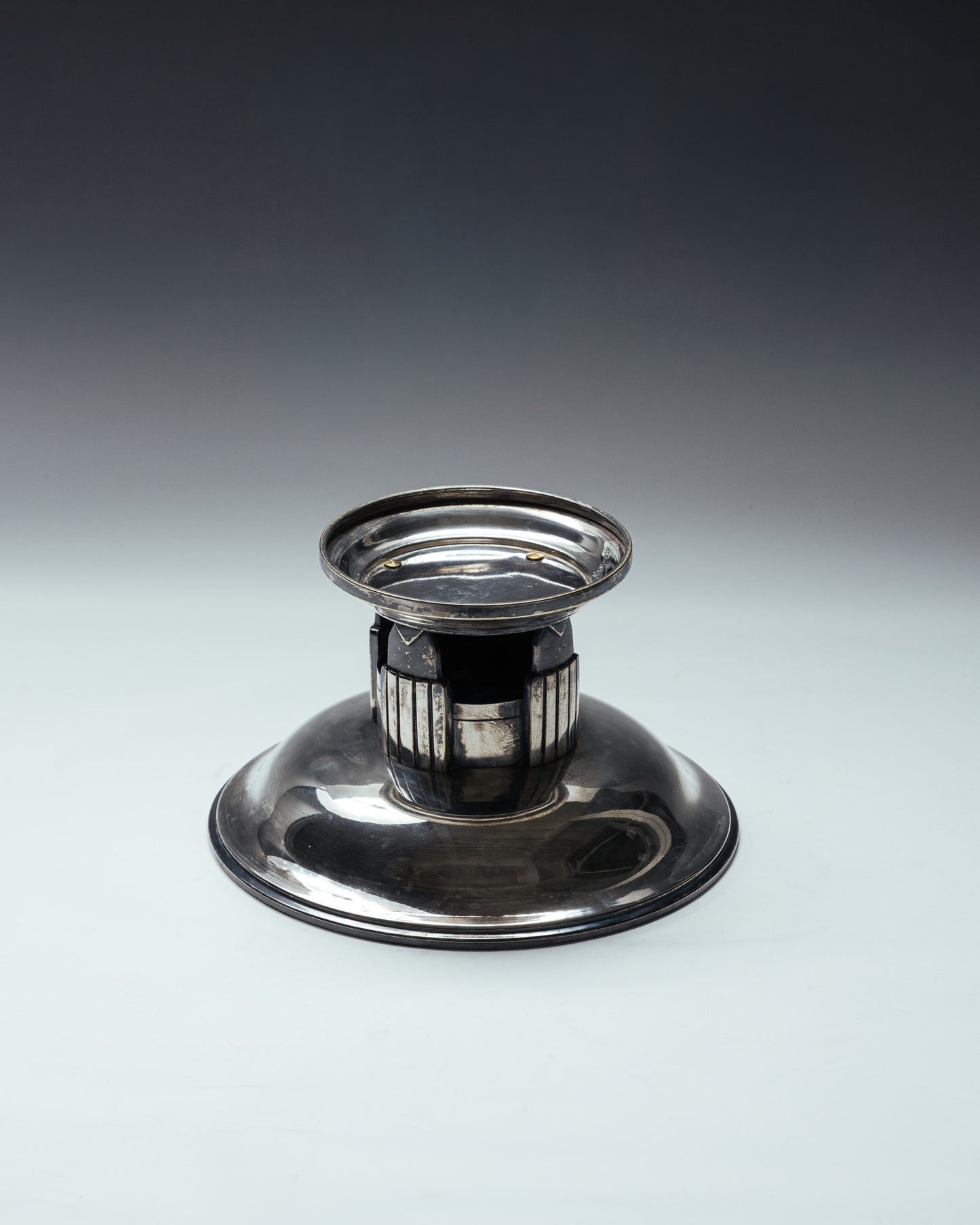 COUPE EN MÉTAL ARGENTÉ, 1930s