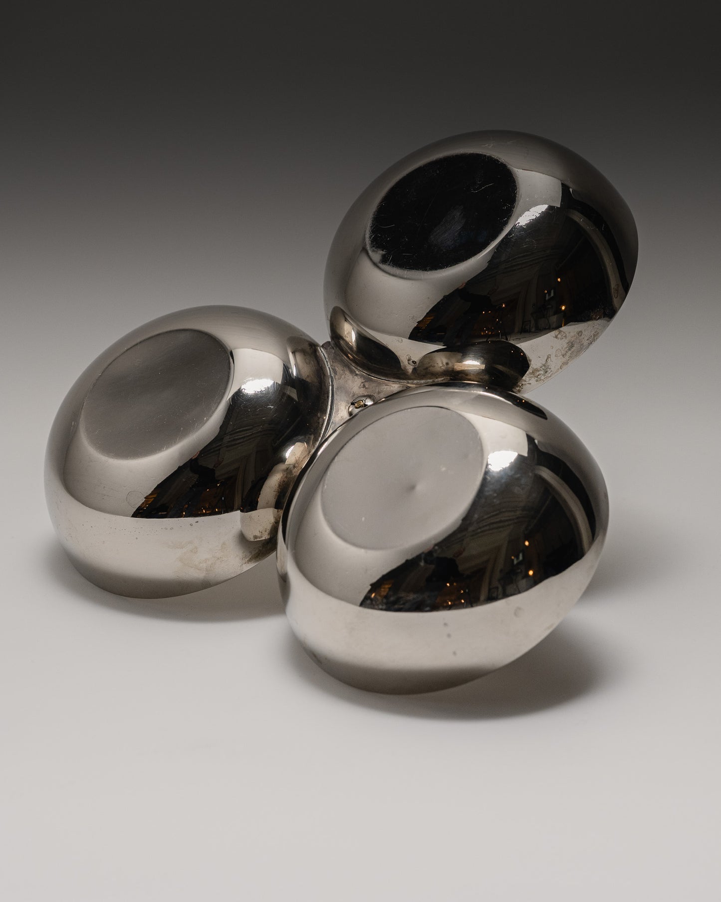 SERVITEUR MENDIANT EN MÉTAL, 1960s