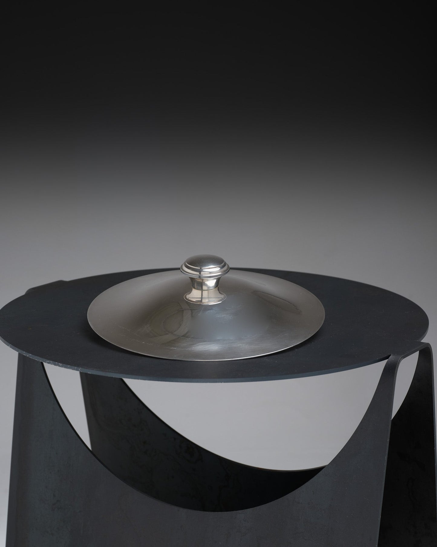 LÉGUMIER EN MÉTAL, SAINT MÉDAR 1970s