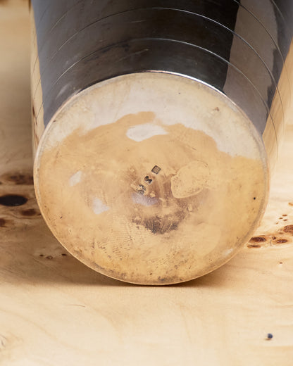 SHAKER EN MÉTAL ARGENTÉ, 1950s