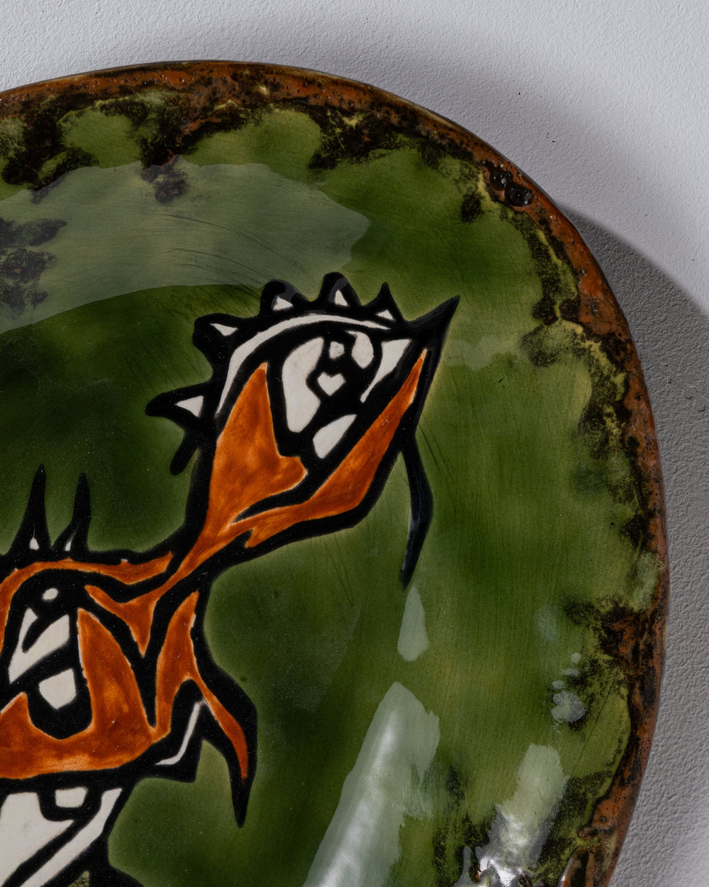 PLAT EN CÉRAMIQUE ÉMAILLÉE, JEAN LURCAT, 1960s