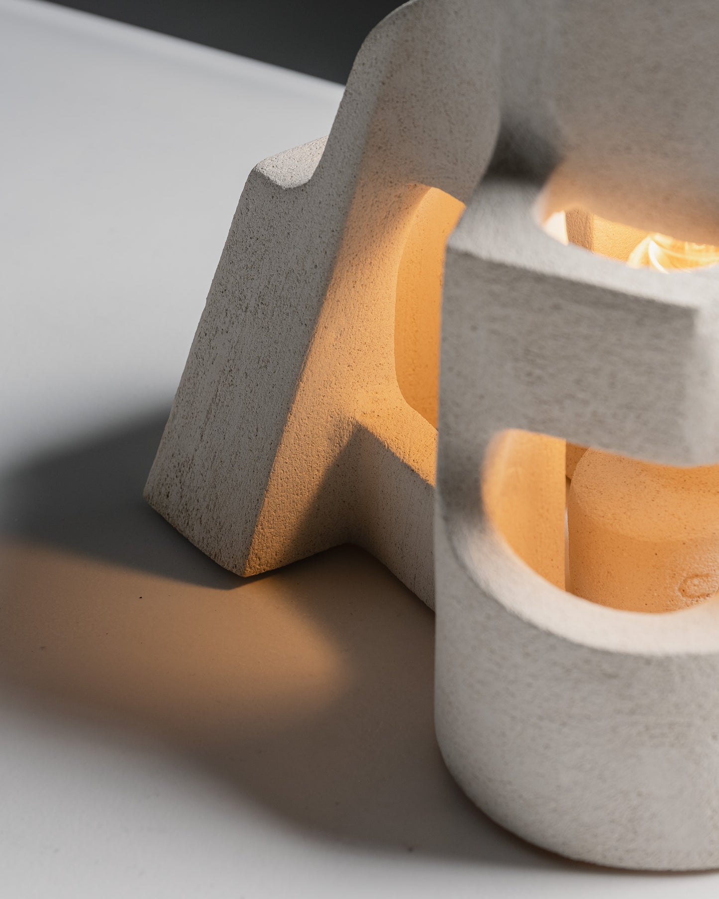 LAMPE DE TABLE EN CÉRAMIQUE