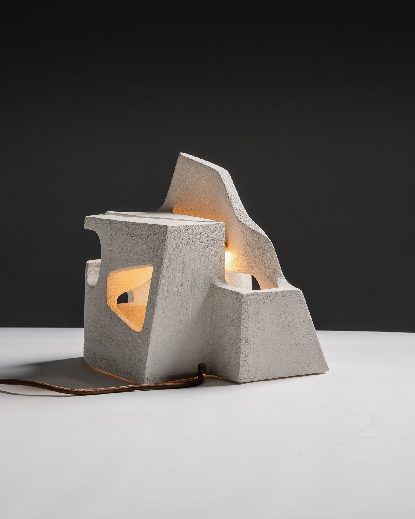 LAMPE DE TABLE EN CÉRAMIQUE