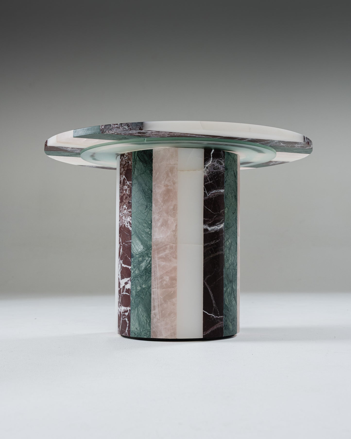 FRIDA SIDE TABLE IN ONYX