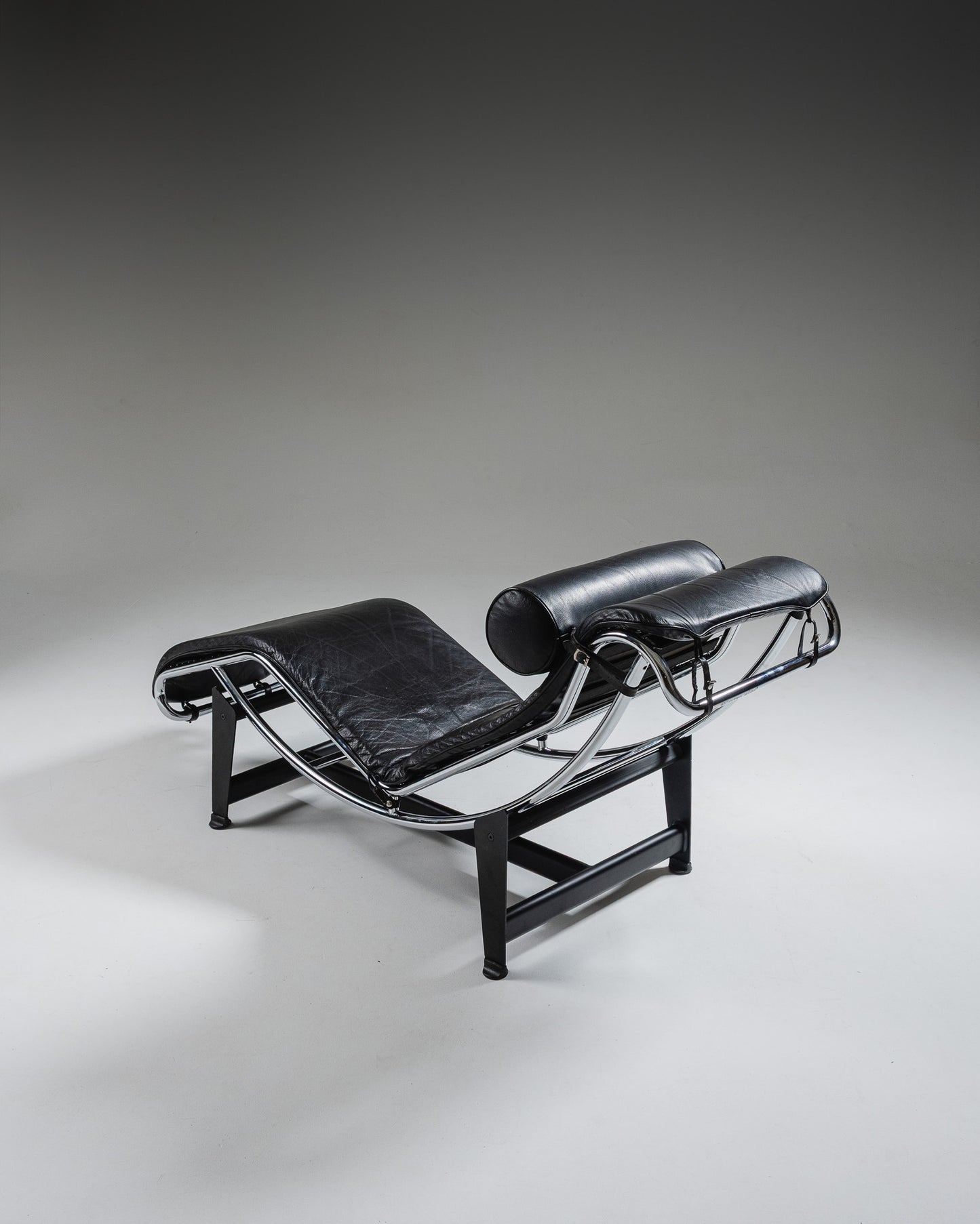 LC4 CHAISE LONGUE, LE CORBUSIER, 1960s