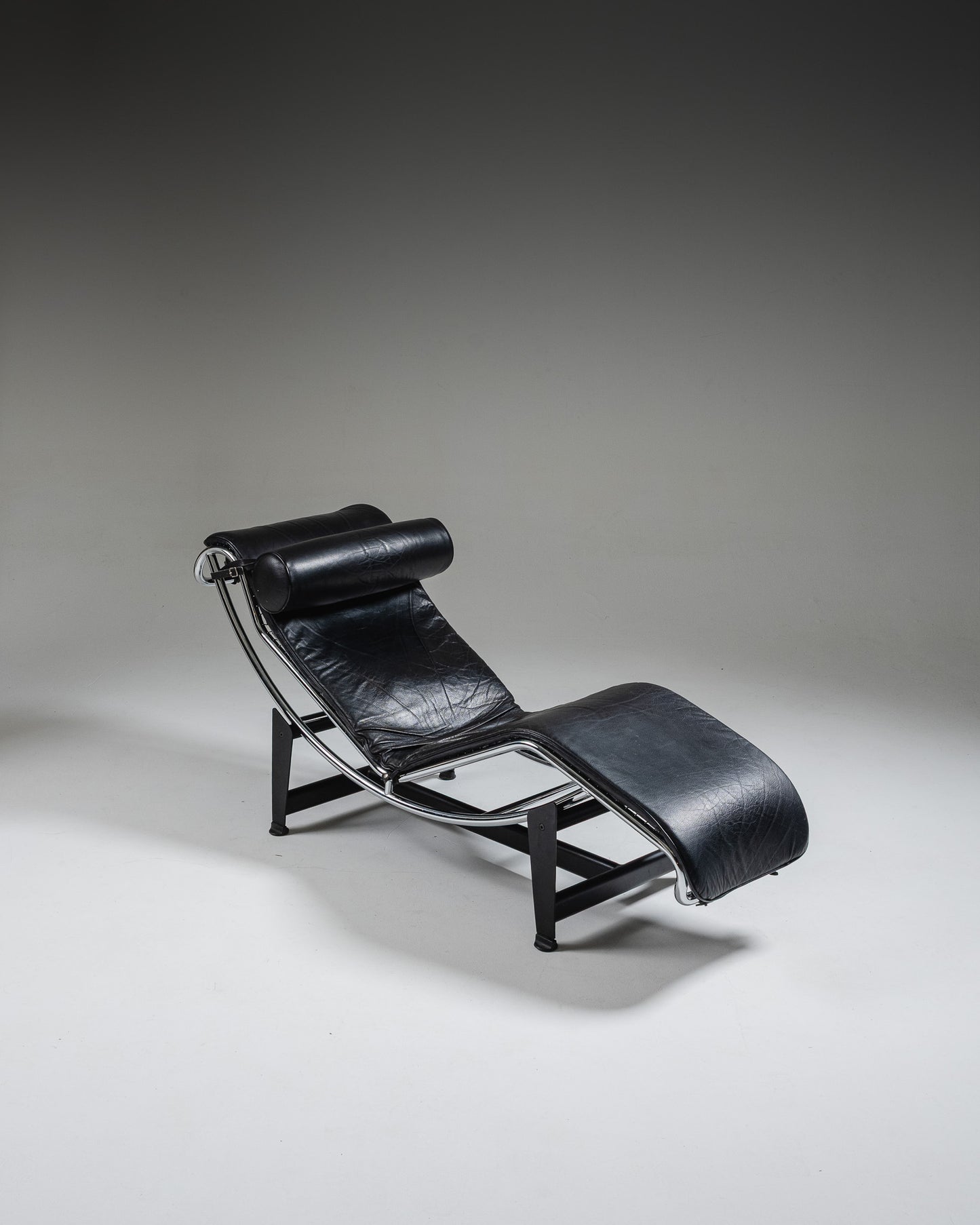 LC4 CHAISE LONGUE, LE CORBUSIER, 1960s