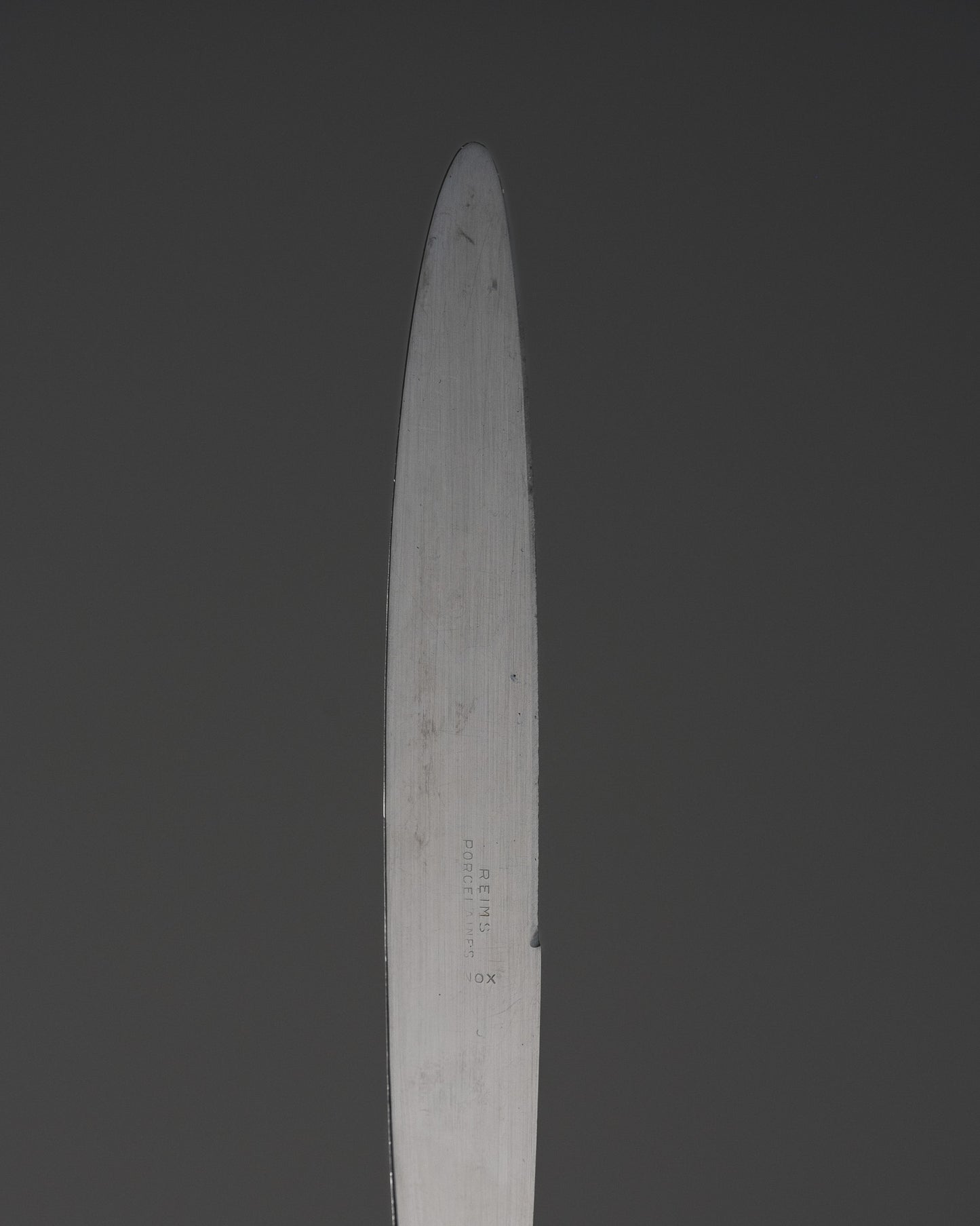 MÉNAGÈRE EN MÉTAL ARGENTÉ, INOX ET PORCELAINE, 1940s