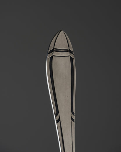 MÉNAGÈRE EN MÉTAL ARGENTÉ, INOX ET PORCELAINE, 1940s