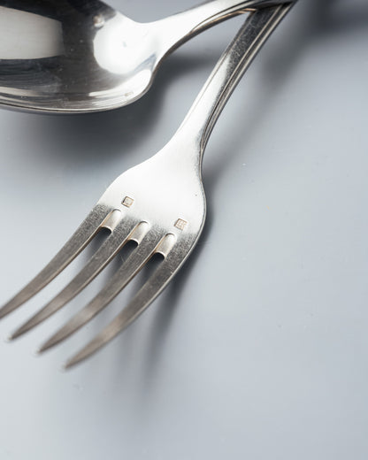 MÉNAGÈRE EN MÉTAL ARGENTÉ, INOX ET PORCELAINE, 1940s
