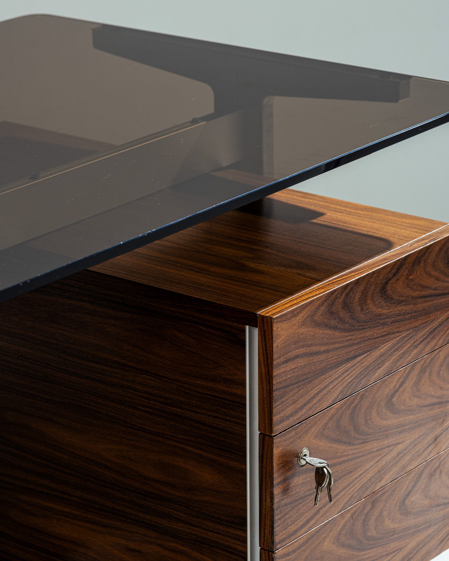 BUREAU EN PALISSANDRE, ÉTIENNE FERMIGIER, 1970s