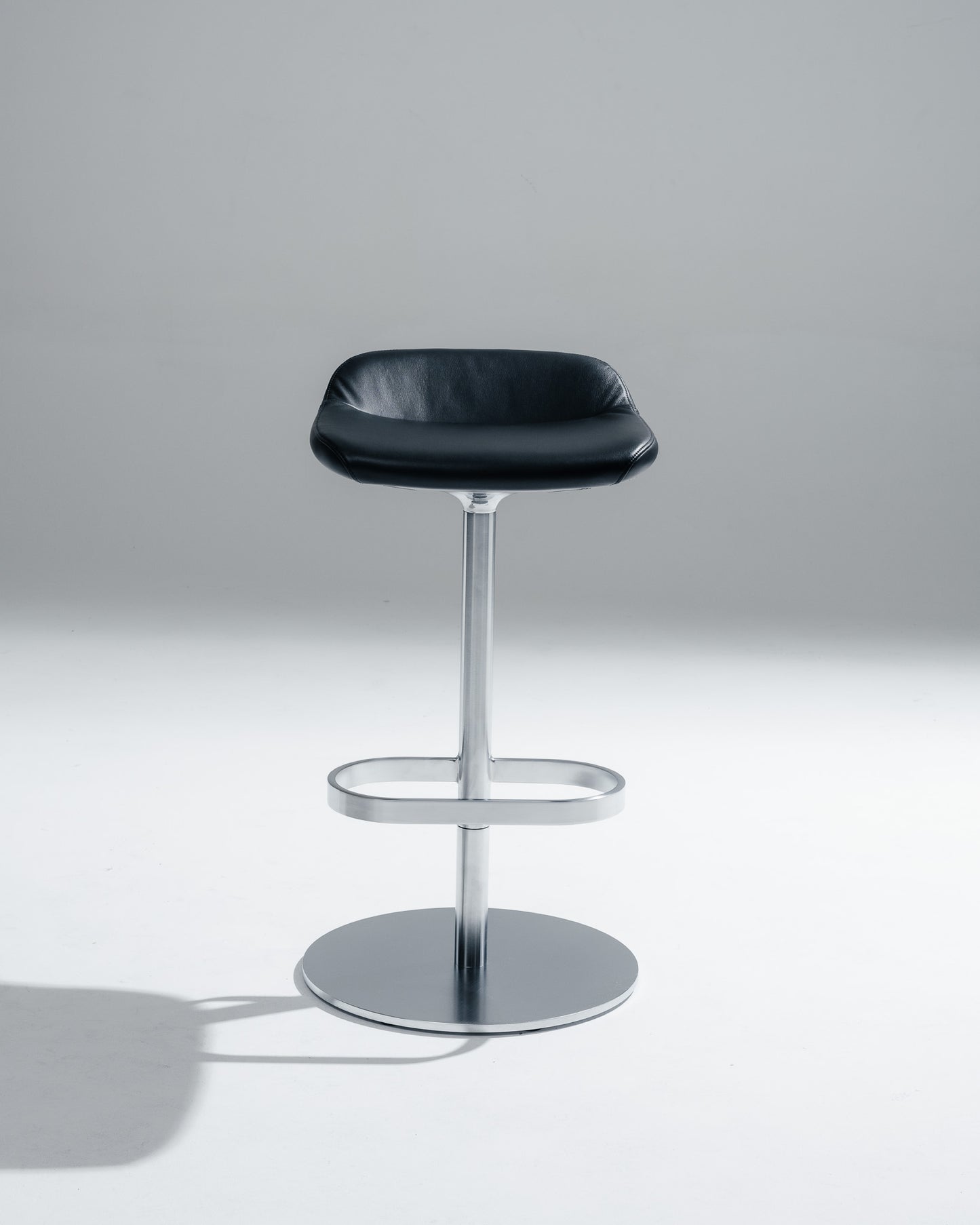 'TURTLE' STOOL, PEARSON LLOYD, WALTER KNOLL