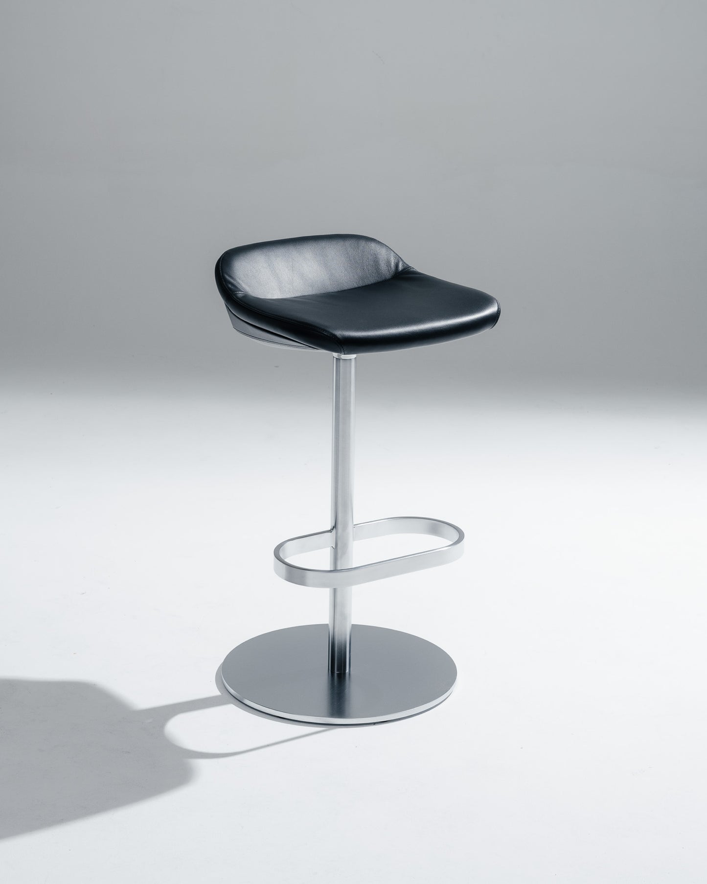 'TURTLE' STOOL, PEARSON LLOYD, WALTER KNOLL