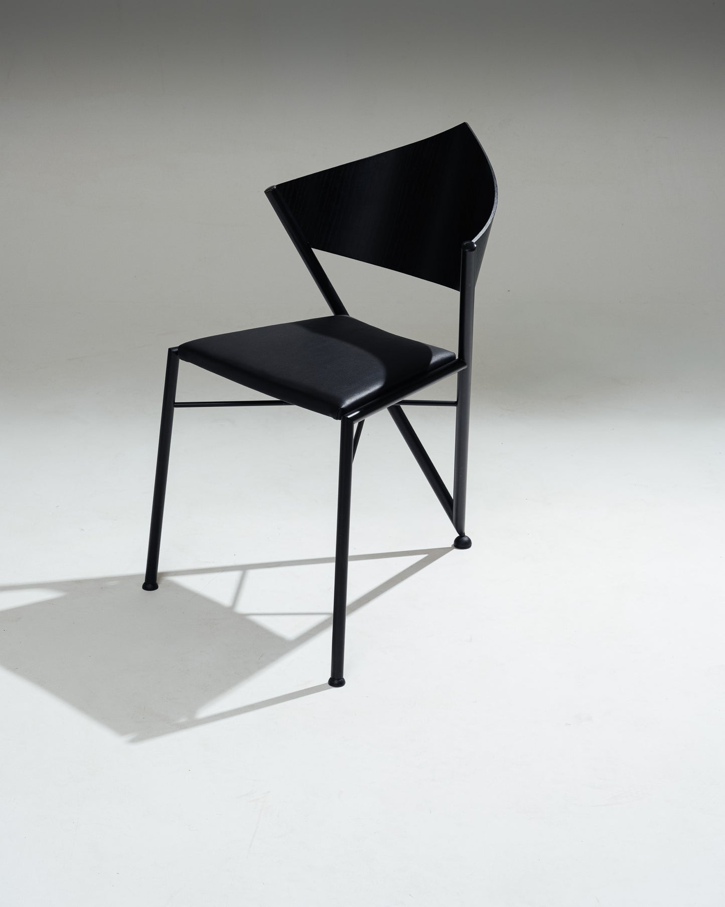 SET OF 4 POSTMODERN 'D-TEC' CHAIRS, VICTORY, 1980s