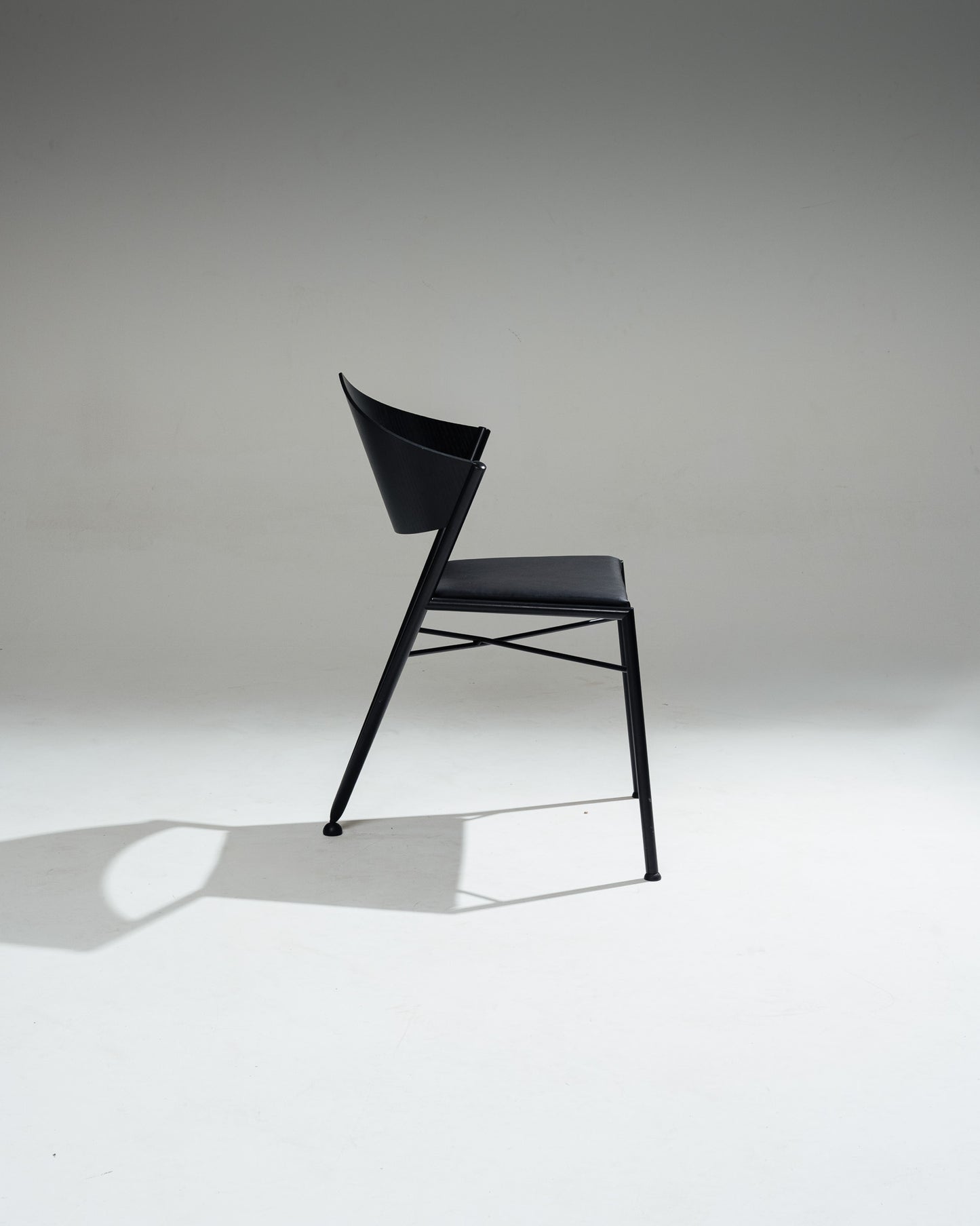 SET OF 4 POSTMODERN 'D-TEC' CHAIRS, VICTORY, 1980s