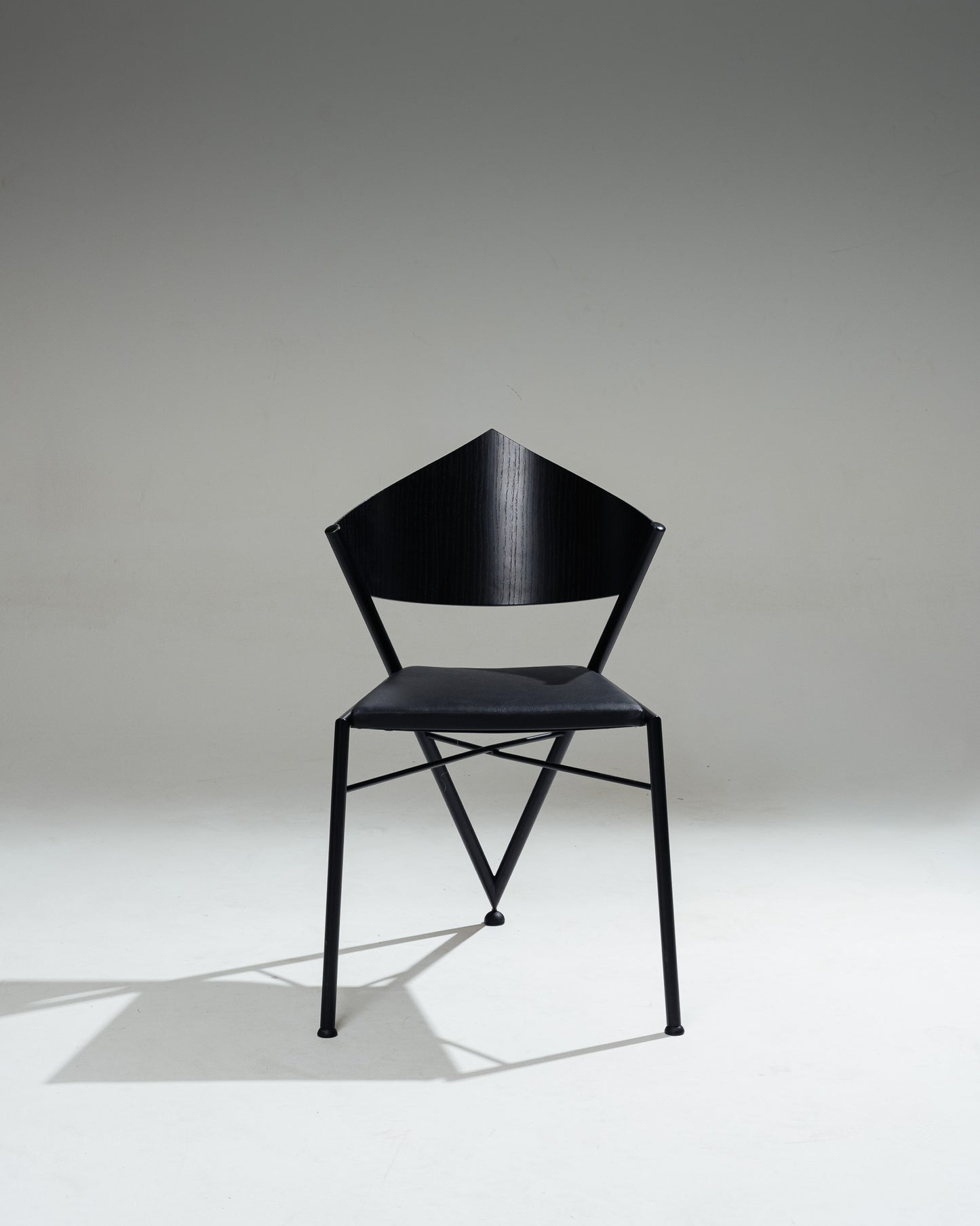 SET OF 4 POSTMODERN 'D-TEC' CHAIRS, VICTORY, 1980s