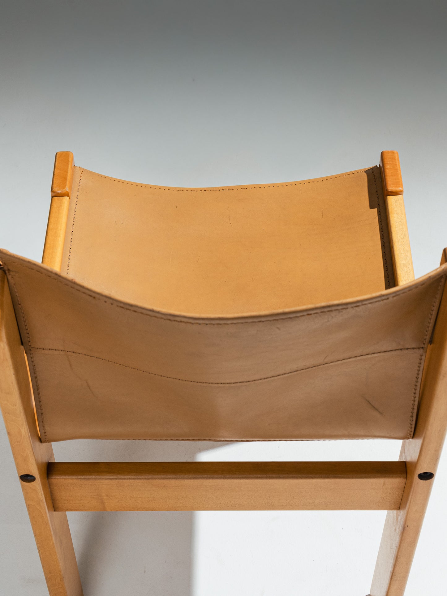 SET OF 4 SADDLE LEATHER AND BEECHWOOD CHAIRS, IBISCO SEDIE, 1970s
