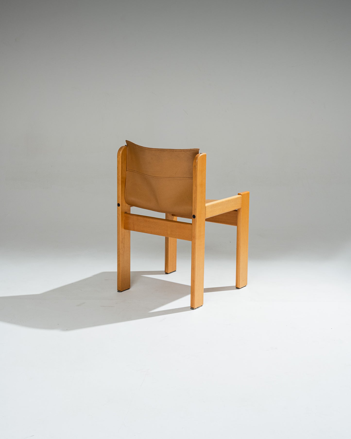 SET OF 4 SADDLE LEATHER AND BEECHWOOD CHAIRS, IBISCO SEDIE, 1970s