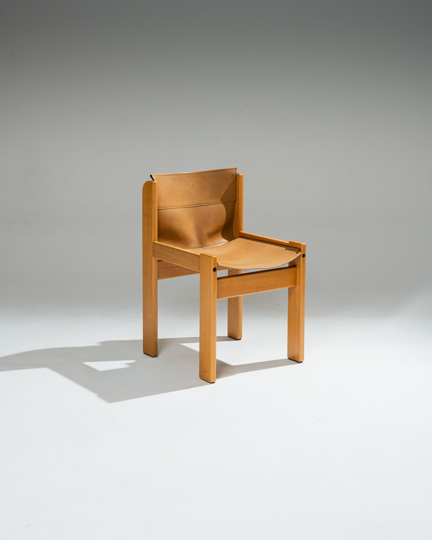 SADDLE LEATHER AND BEECH WOOD CHAIR, IBISCO SEDIE, 1970s