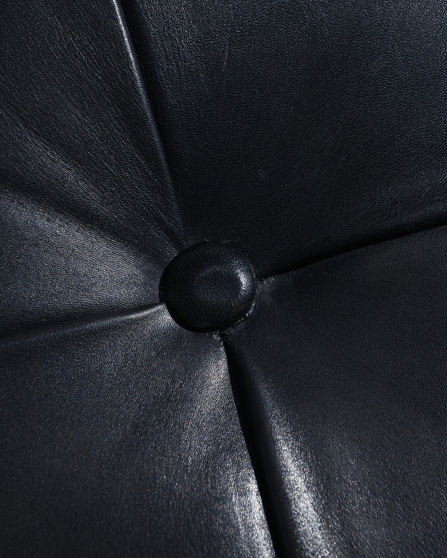 WALNUT AND LEATHER '620' CHAIR, SILVIO COPPOLA, BERNINI, 1960s