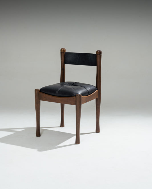 WALNUT AND LEATHER '620' CHAIR, SILVIO COPPOLA, BERNINI, 1960s