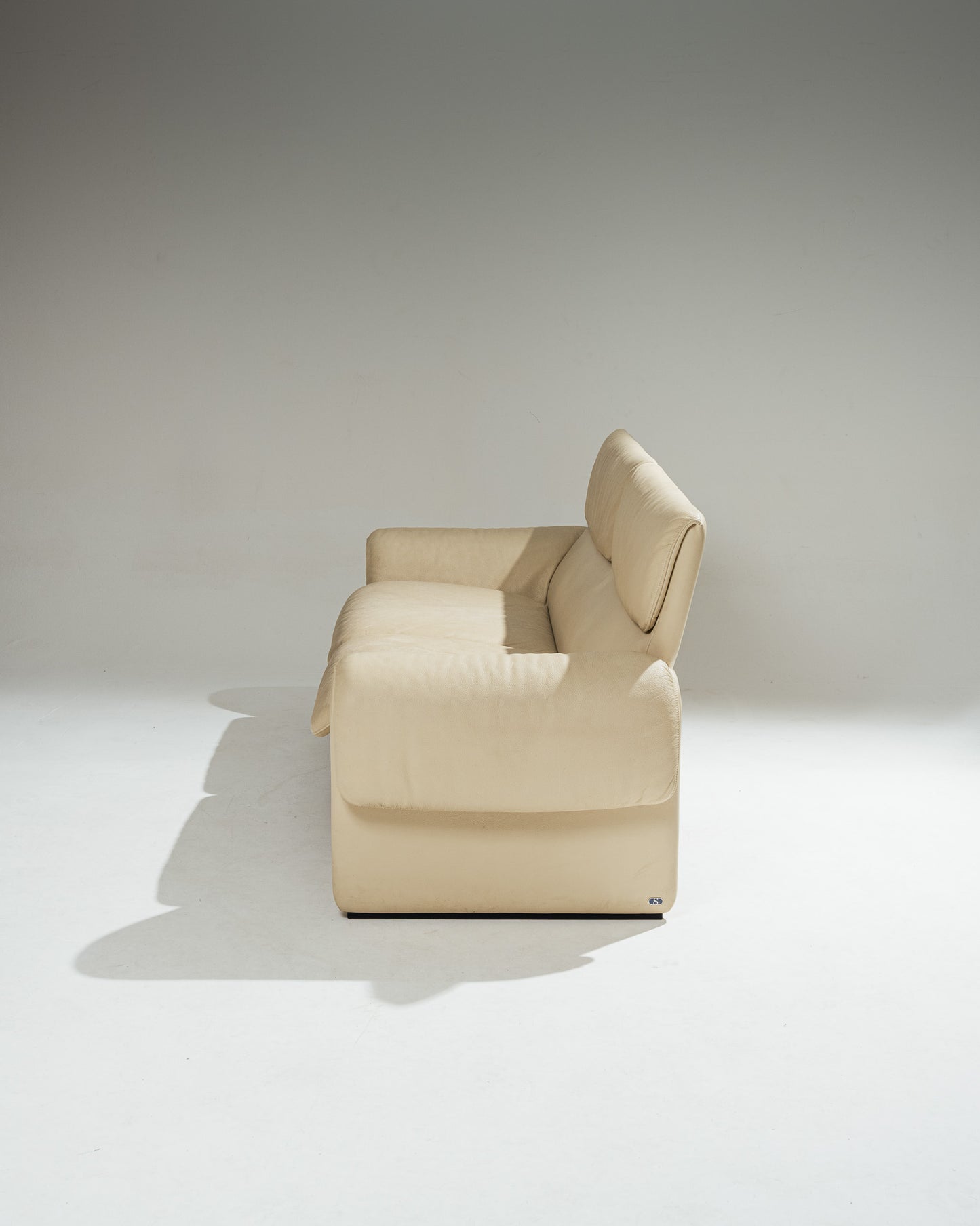 'DS 2011' LEATHER SOFA, DE SEDE, 1980s