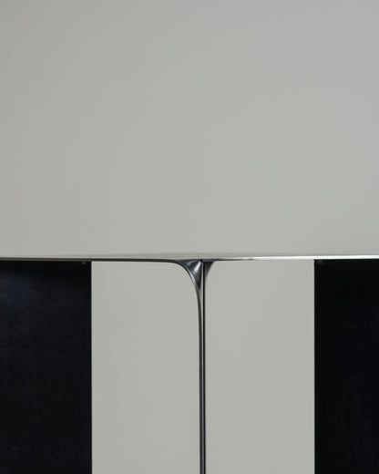 L TOMO SHELF