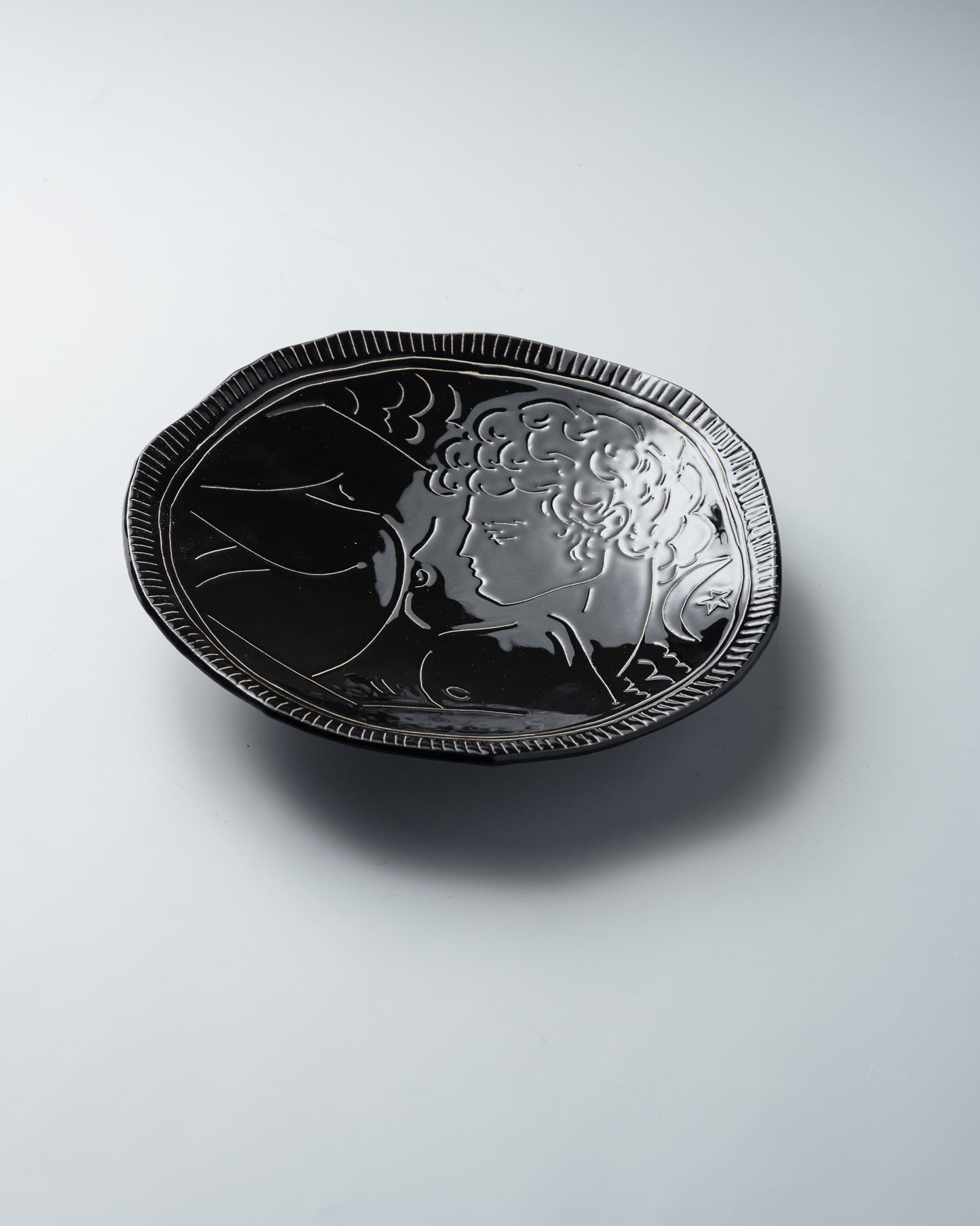 BLACK CERAMIC PLATE, ELDAROV.T