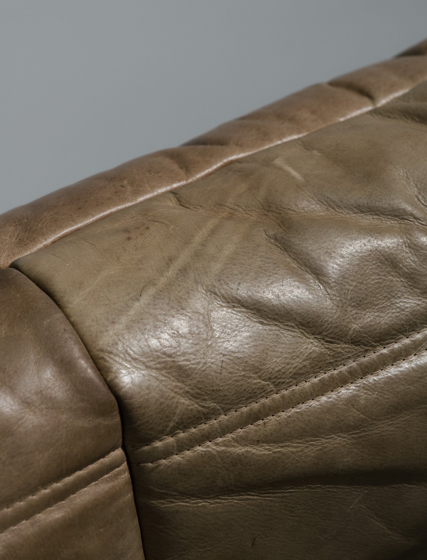 'TOGO' SETTEE, MICHEL DUCAROY, LIGNE ROSET