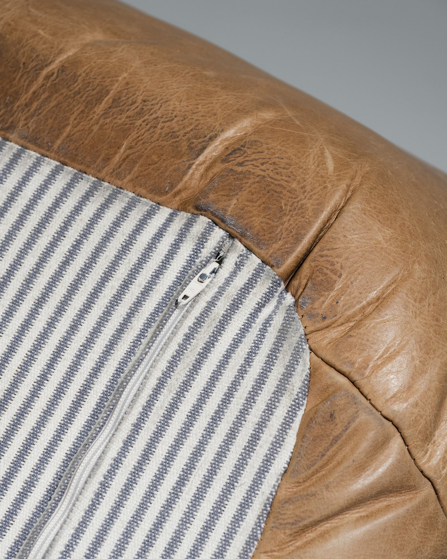 'TOGO' SETTEE, MICHEL DUCAROY, LIGNE ROSET