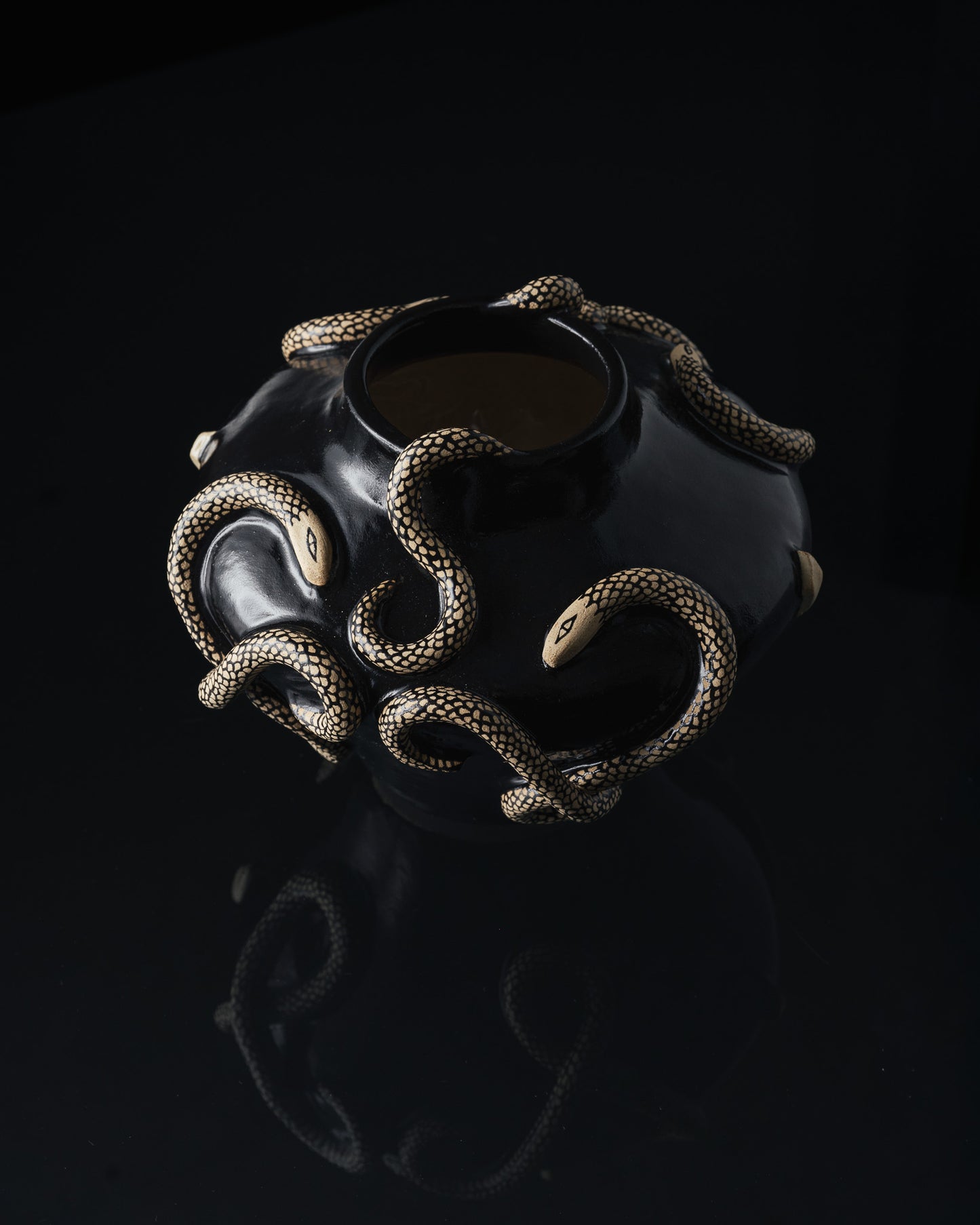 BLACK VASE 'CRÉPUSCULE'