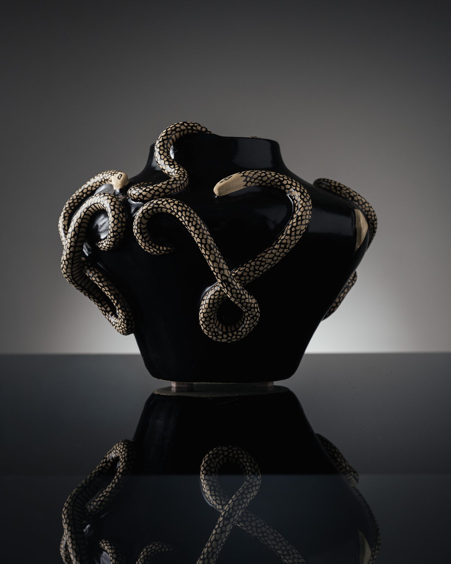 BLACK VASE 'CRÉPUSCULE'