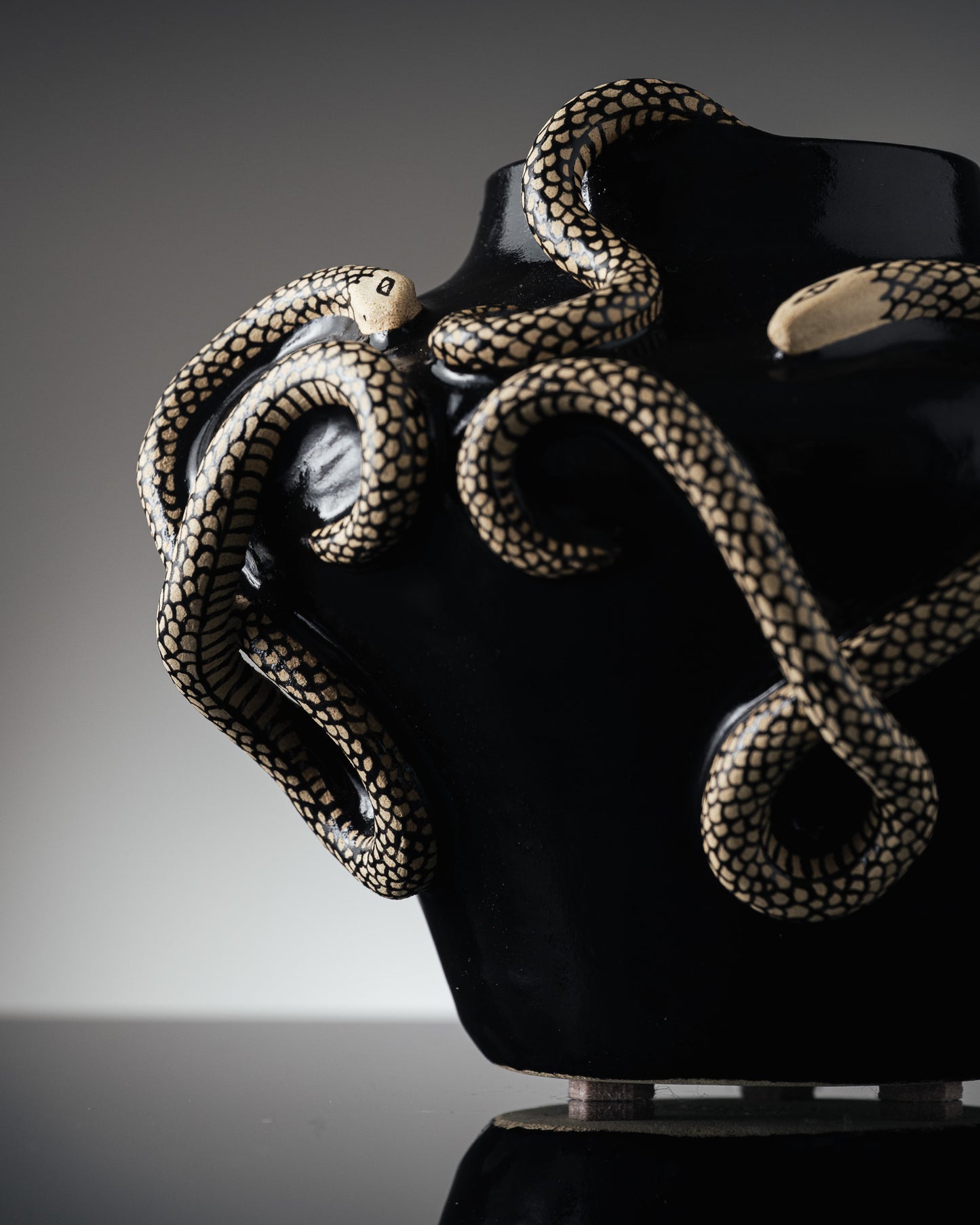 BLACK VASE 'CRÉPUSCULE'