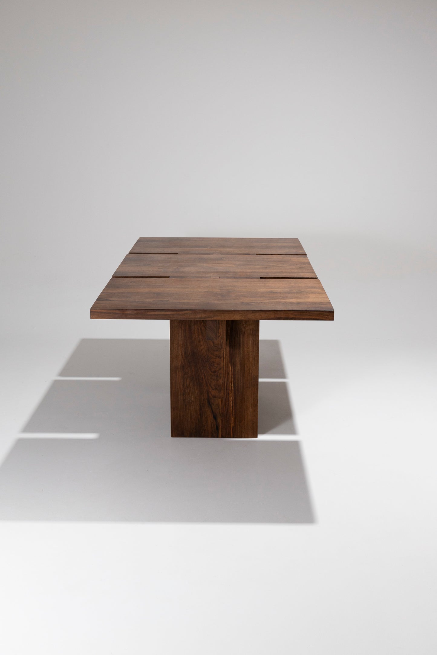 TABLE PROTOTYPE "INTERFERENCE"