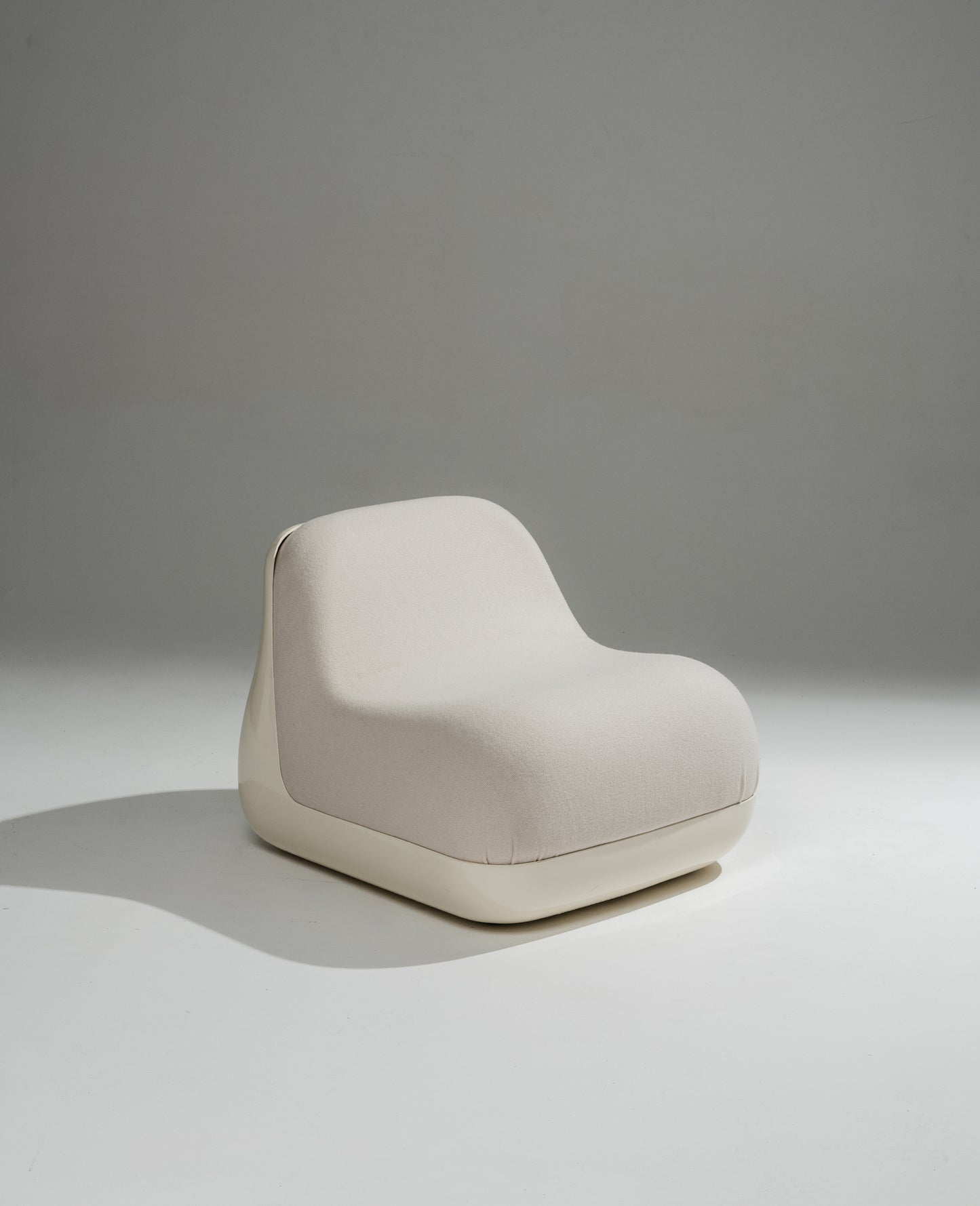 PAIRE DE FAUTEUILS 'JUMBO', ROSSELLI, SAPORITI, 1970s