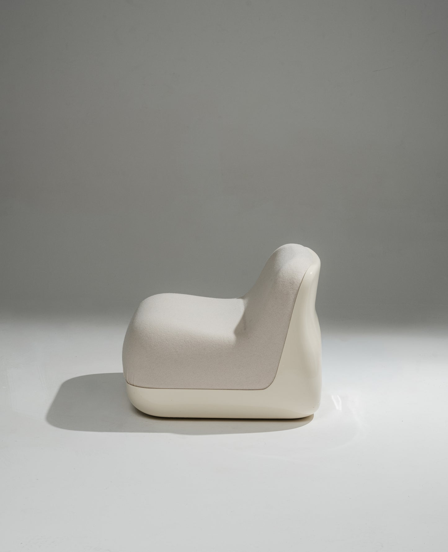 PAIRE DE FAUTEUILS 'JUMBO', ROSSELLI, SAPORITI, 1970s