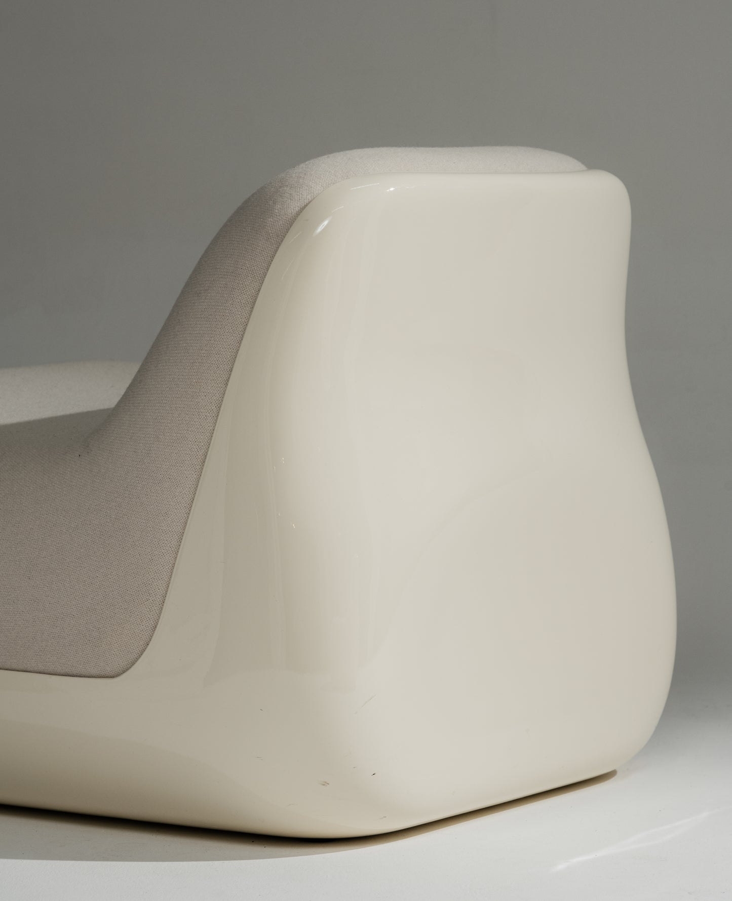 PAIRE DE FAUTEUILS 'JUMBO', ROSSELLI, SAPORITI, 1970s
