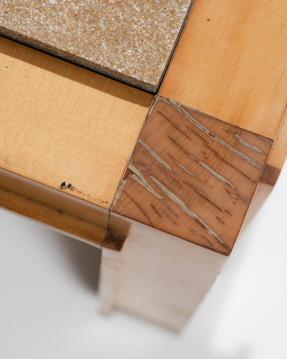 PAIRE DE TABLES DE CHEVET EN MARBRE ET BOIS, 1980s