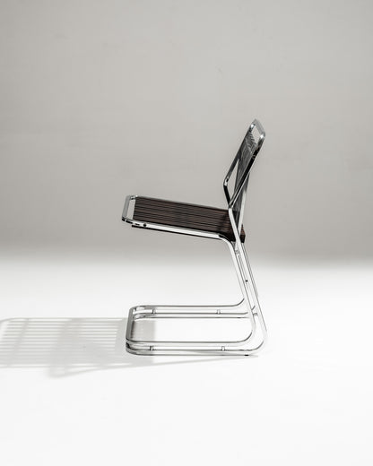 CANTILEVER CHAIR IN CHROME-PLATED STEEL AND WOOD, 1970s