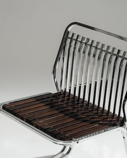 CANTILEVER CHAIR IN CHROME-PLATED STEEL AND WOOD, 1970s